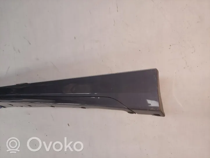 BMW 1 F40 Front sill (body part) 51777461382