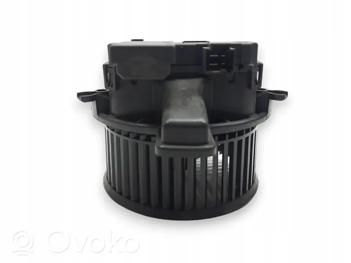 Audi Q8 Heater fan/blower 4M1820021