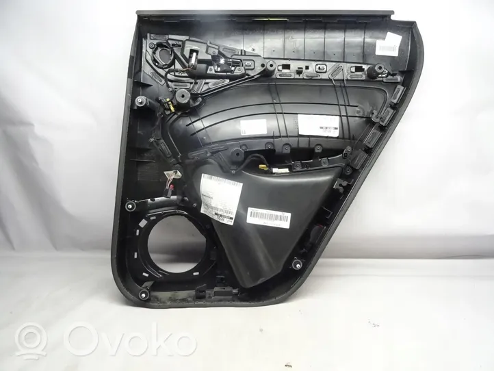 Audi Q3 8U Обшивка задней двери 8U0867305