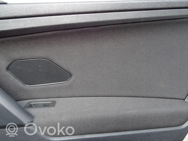 Volkswagen Tiguan Boczki / Poszycie drzwi tylnych 
