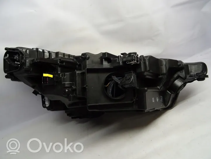 Audi e-tron Headlight/headlamp 4KE941039