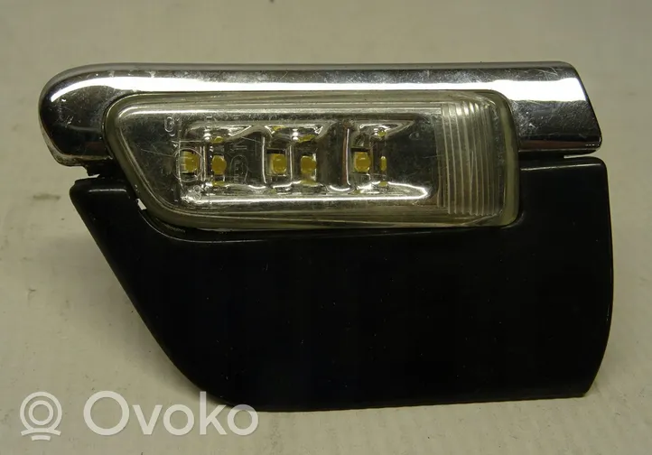 Audi A8 S8 D3 4E Seitenblinker 