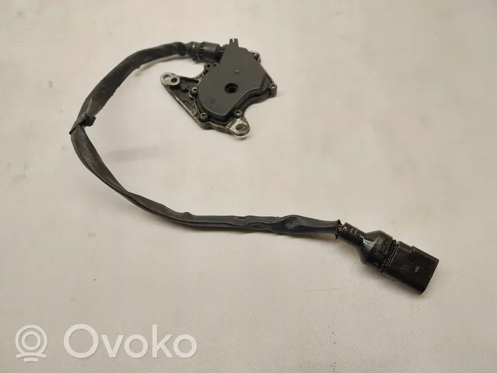 Audi A8 S8 D2 4D Other gearbox part 0501318015