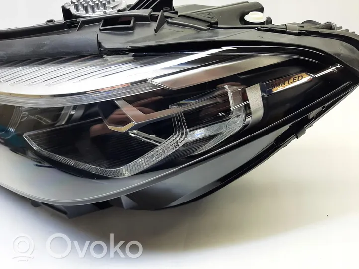 BMW 8 G15 Headlight/headlamp 8739581