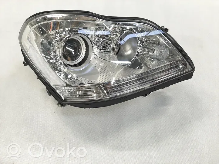 Mercedes-Benz GL X164 Phare frontale A1648205159