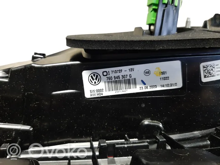 Volkswagen Touareg III Tailgate/trunk/boot exterior handle 760945307G