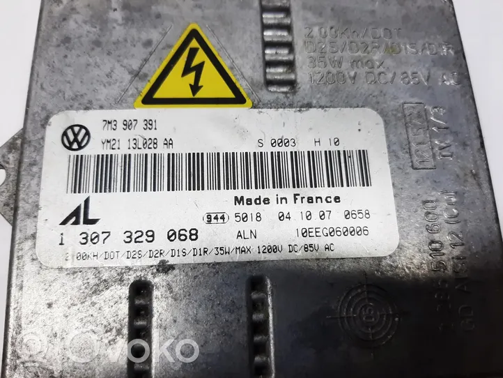 Volkswagen Crafter Voltage converter/converter module 7L6941329A