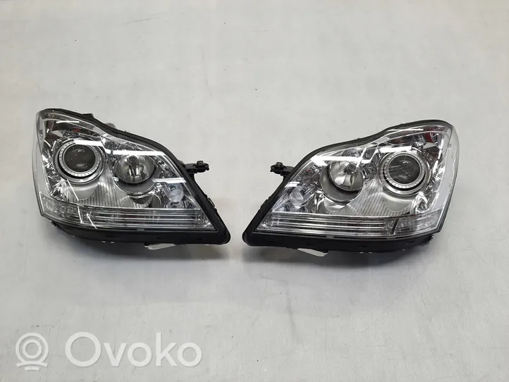 Mercedes-Benz ML W164 Lot de 2 lampes frontales / phare A1648205159
