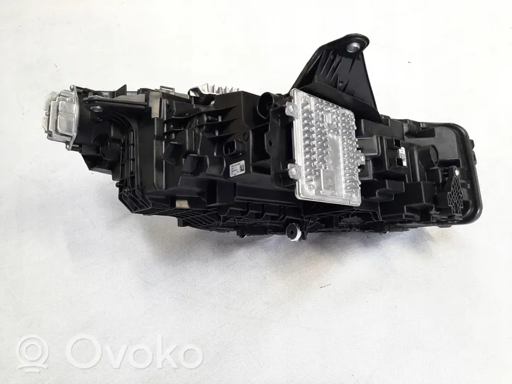 BMW 2 Active Tourer U06 Lampa przednia 5A42247