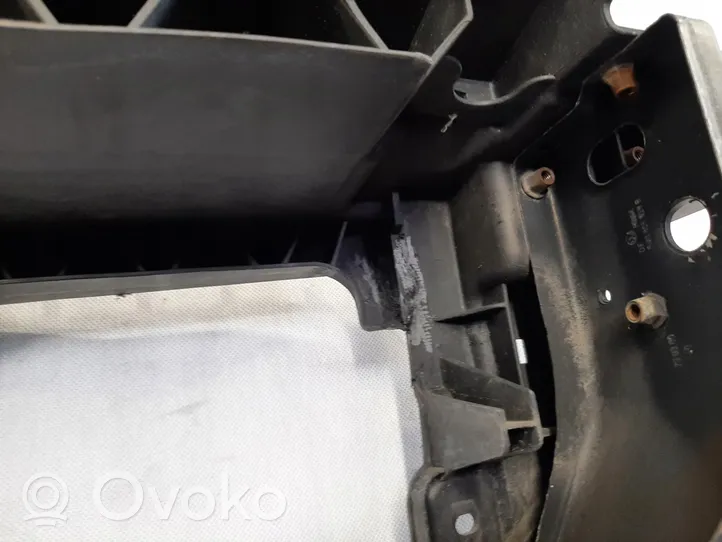 Volkswagen Tiguan Części i elementy montażowe 5N0805588D