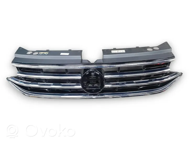 Volkswagen Tiguan Atrapa chłodnicy / Grill 5NA853651BE