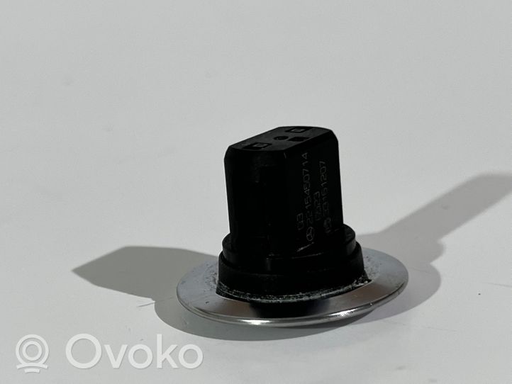 Mercedes-Benz C W205 Moottorin start-stop-painike/kytkin 2215450714