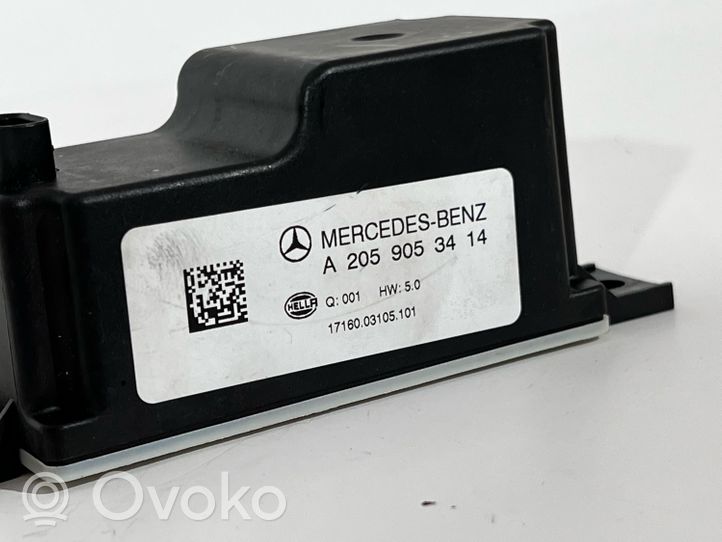 Mercedes-Benz C AMG W205 Convertisseur / inversion de tension inverseur A2059053414