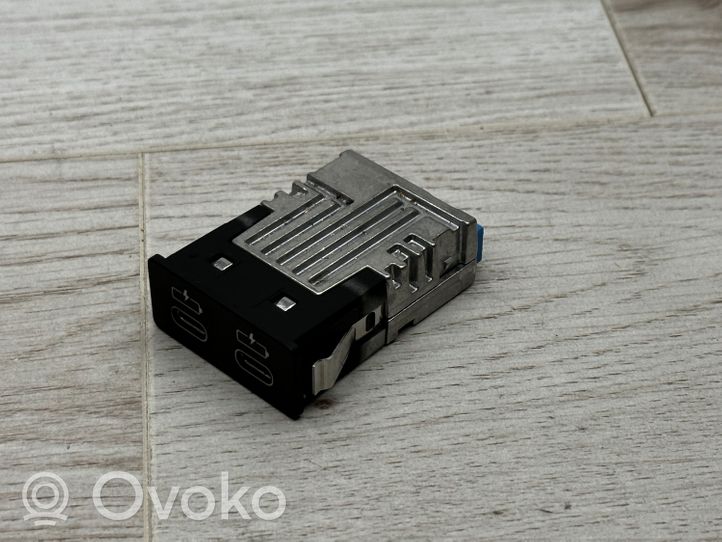 BMW 2 F44 USB-ohjainlaite 19163010