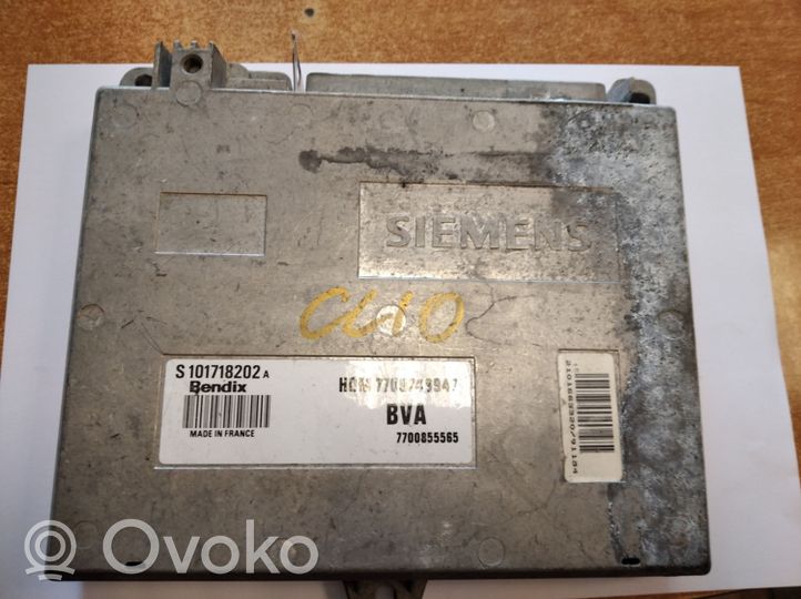 Renault Clio I Sterownik / Moduł ECU S101718202A