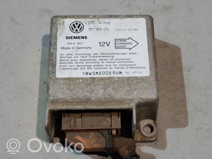 Volkswagen PASSAT B3 Oro pagalvių valdymo blokas 357959656