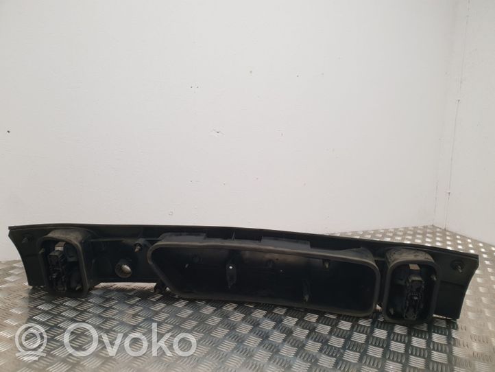 Renault Laguna I Tailgate trim 7700820049