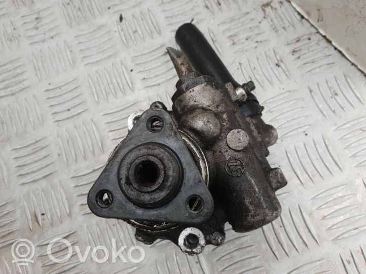 Alfa Romeo 166 Vairo stiprintuvo siurblys 606184770