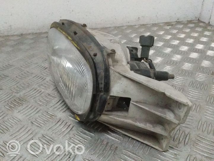 Nissan NX 100 Phare frontale E13020289