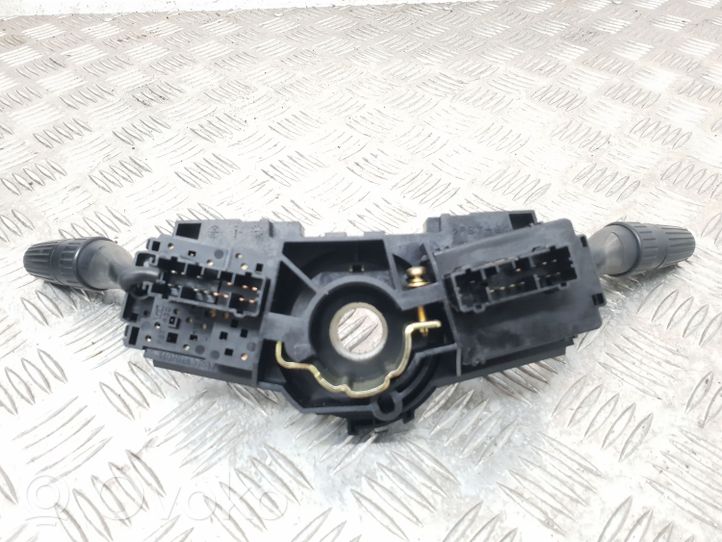 Honda Stream Leva/interruttore dell’indicatore di direzione e tergicristallo M19856