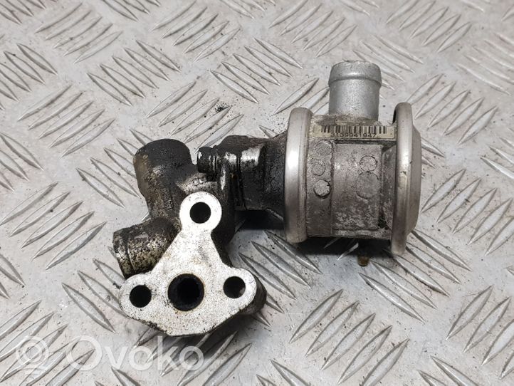 Audi A4 S4 B5 8D Valvola EGR 2256003