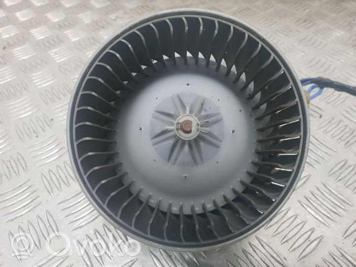 Toyota Yaris Ventola riscaldamento/ventilatore abitacolo 1940000821