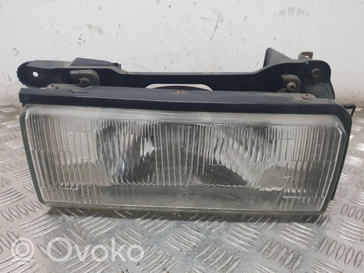 Mazda 626 Faro/fanale 0013371