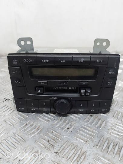 Mazda MPV II LW Panel / Radioodtwarzacz CD/DVD/GPS CQLM8920A