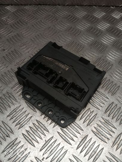 Volkswagen PASSAT B6 Oven ohjainlaite/moduuli 3C0959433R