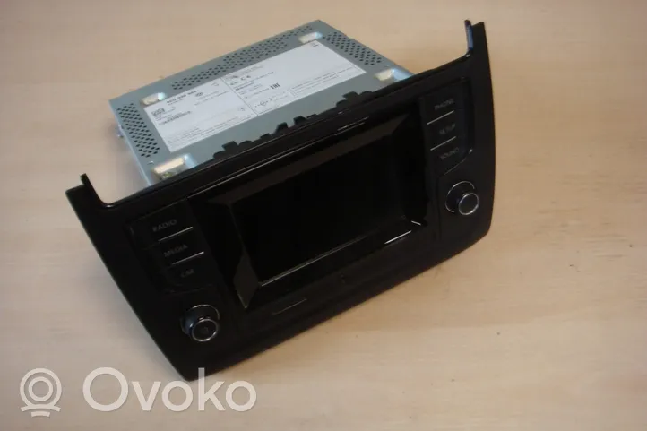 Volkswagen Polo V 6R Panel / Radioodtwarzacz CD/DVD/GPS 6C0035888