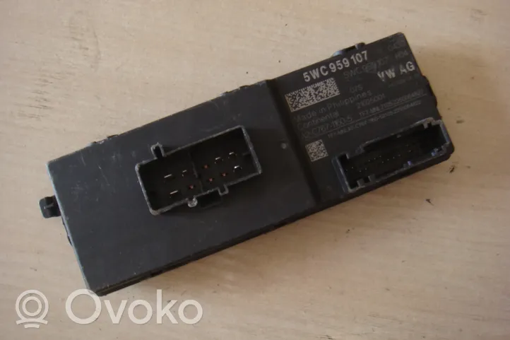 Volkswagen PASSAT B8 Sterownik / Moduł elektrycznej klapy tylnej / bagażnika 5WC959107