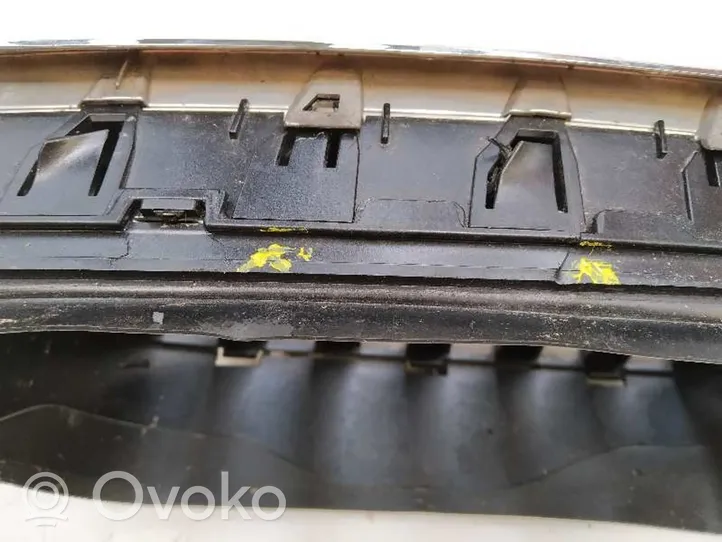 BMW X6 M Atrapa chłodnicy / Grill 51317157687