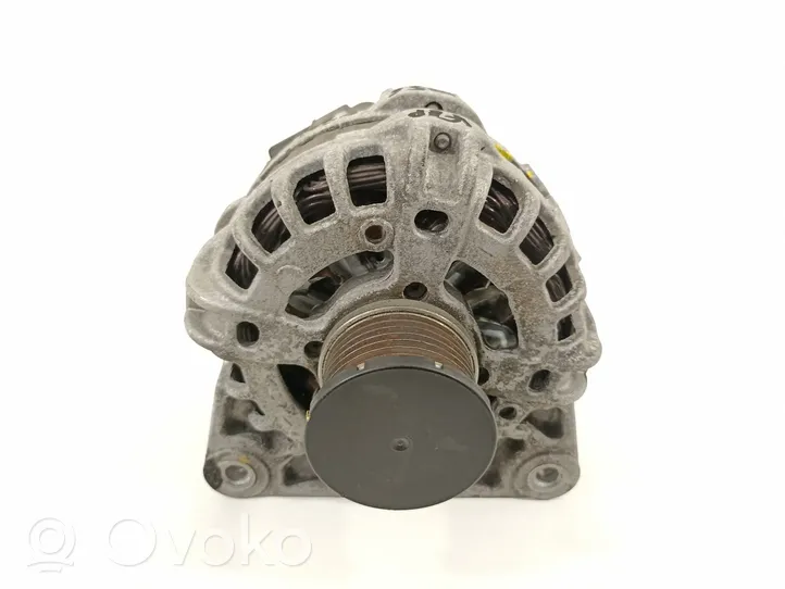 Dacia Dokker Generatore/alternatore 231001910R