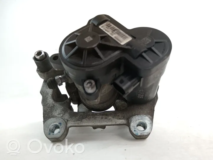 Ford Kuga II Supporto della pinza del freno posteriore GV612D250A