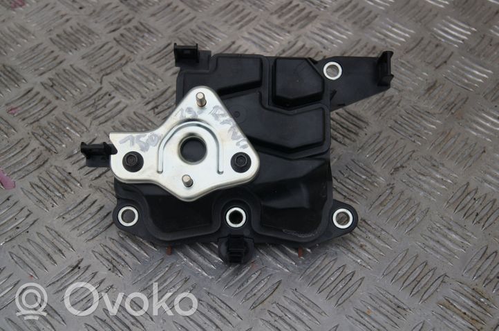 Toyota RAV 4 (XA50) Reniflard d'huile 1221125010