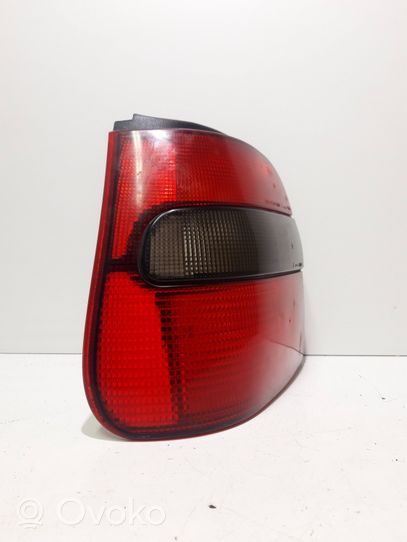 Skoda Felicia I Lampa tylna 8D0945095A