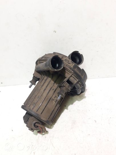 Skoda Octavia Mk2 (1Z) Secondary air pump 06A131333C