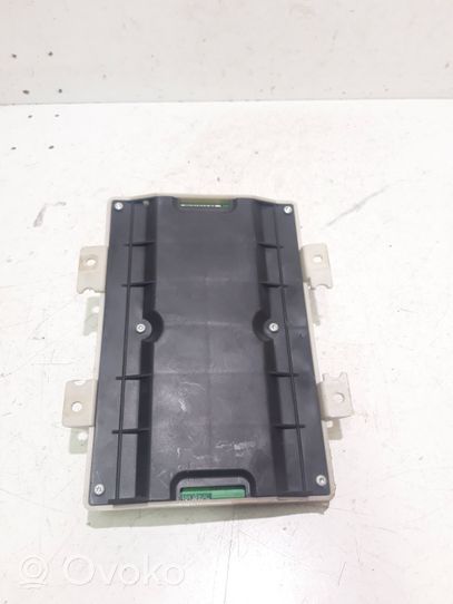 Chrysler Voyager Module confort P04692247AA