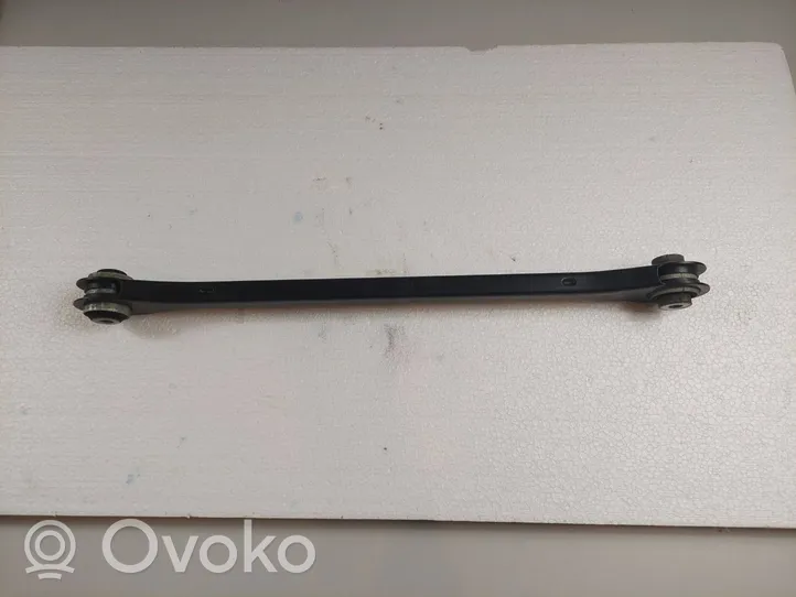 BMW 2 F45 Wahacz prowadzący osi tylnej 6851569