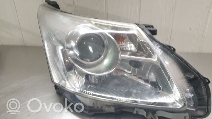 Toyota Avensis T270 Headlight/headlamp 8112605310