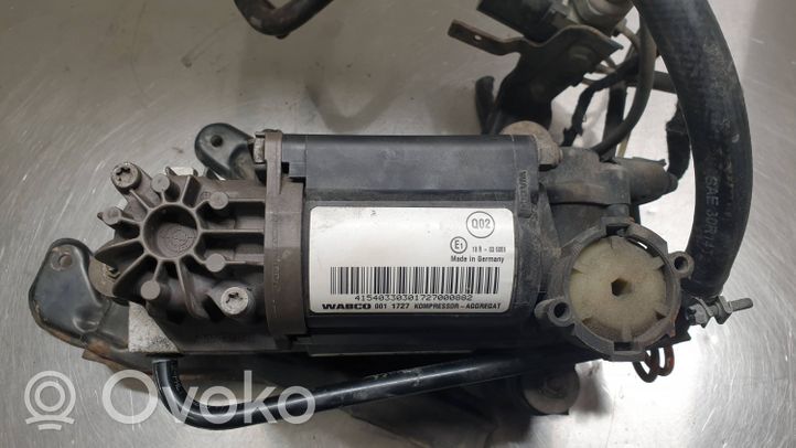 Mercedes-Benz E W211 Compresseur / pompe à suspension pneumatique A2113201843