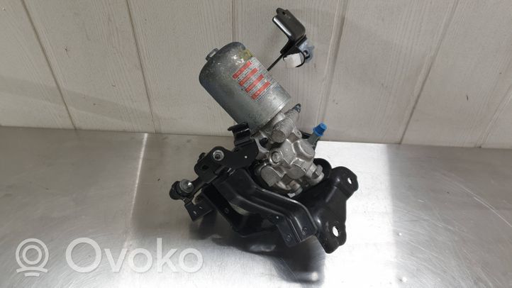 Toyota Auris E180 Alipainepumppu 4707012030