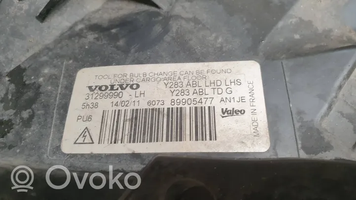 Volvo V60 Lampa przednia 31299990
