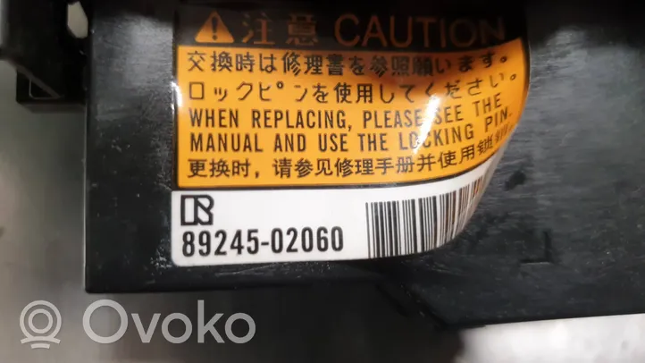 Toyota Auris E180 Interruptor/palanca de limpiador de luz de giro 8924502060