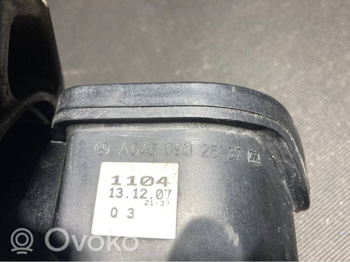 Mercedes-Benz Vito Viano W639 Oro vamzdis į turbiną A6460902637