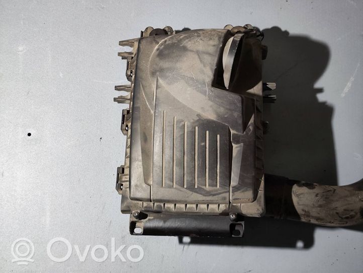 Renault Master II Scatola del filtro dell’aria 8200201353
