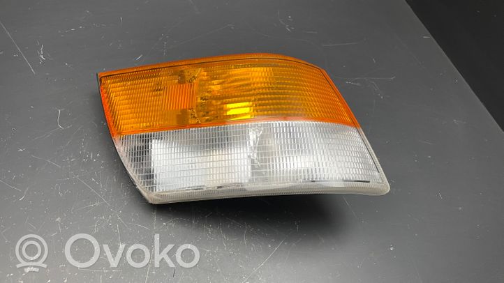 Saab 900 Indicatore di direzione anteriore 4014965