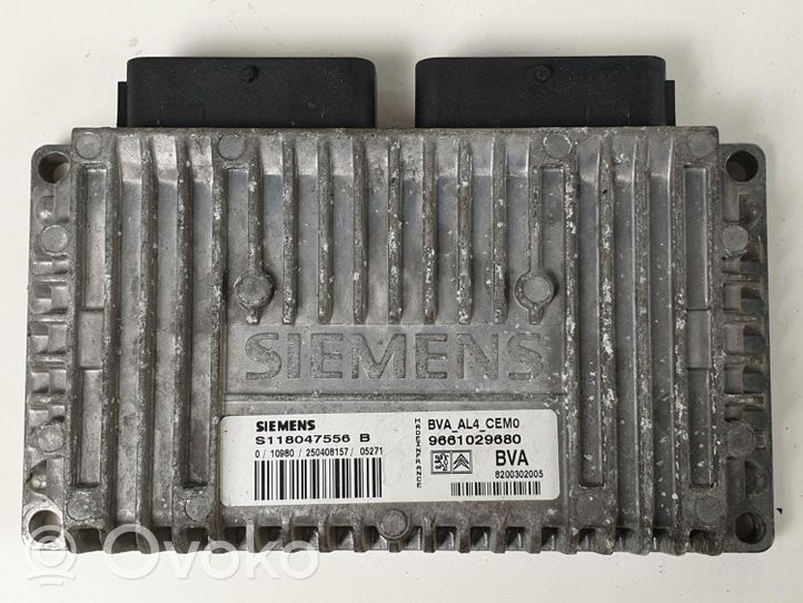 Citroen Xsara Picasso Module de contrôle de boîte de vitesses ECU 9661029680