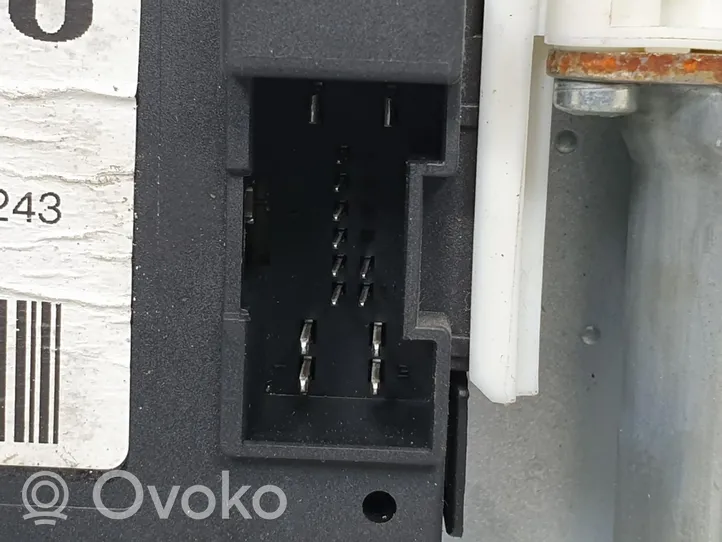 Volvo V50 Elektryczny podnośnik szyby drzwi tylnych 994584106