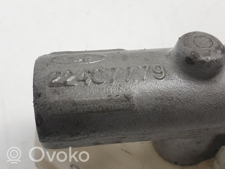 Ford Mondeo Mk III Główny cylinder hamulca 22407779